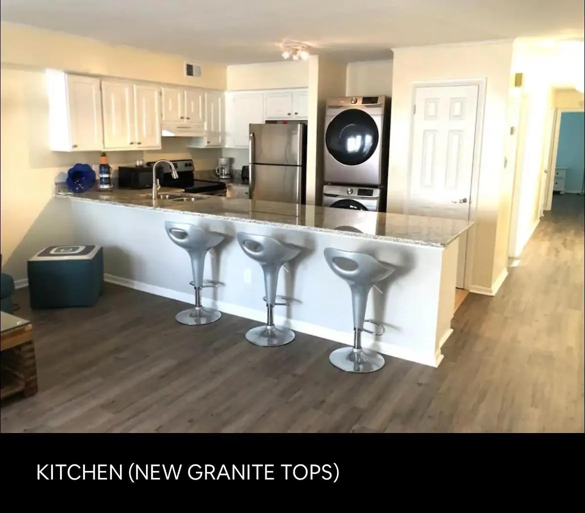 Cozy Condo Steps From The Beach Access Norfolk Apartment